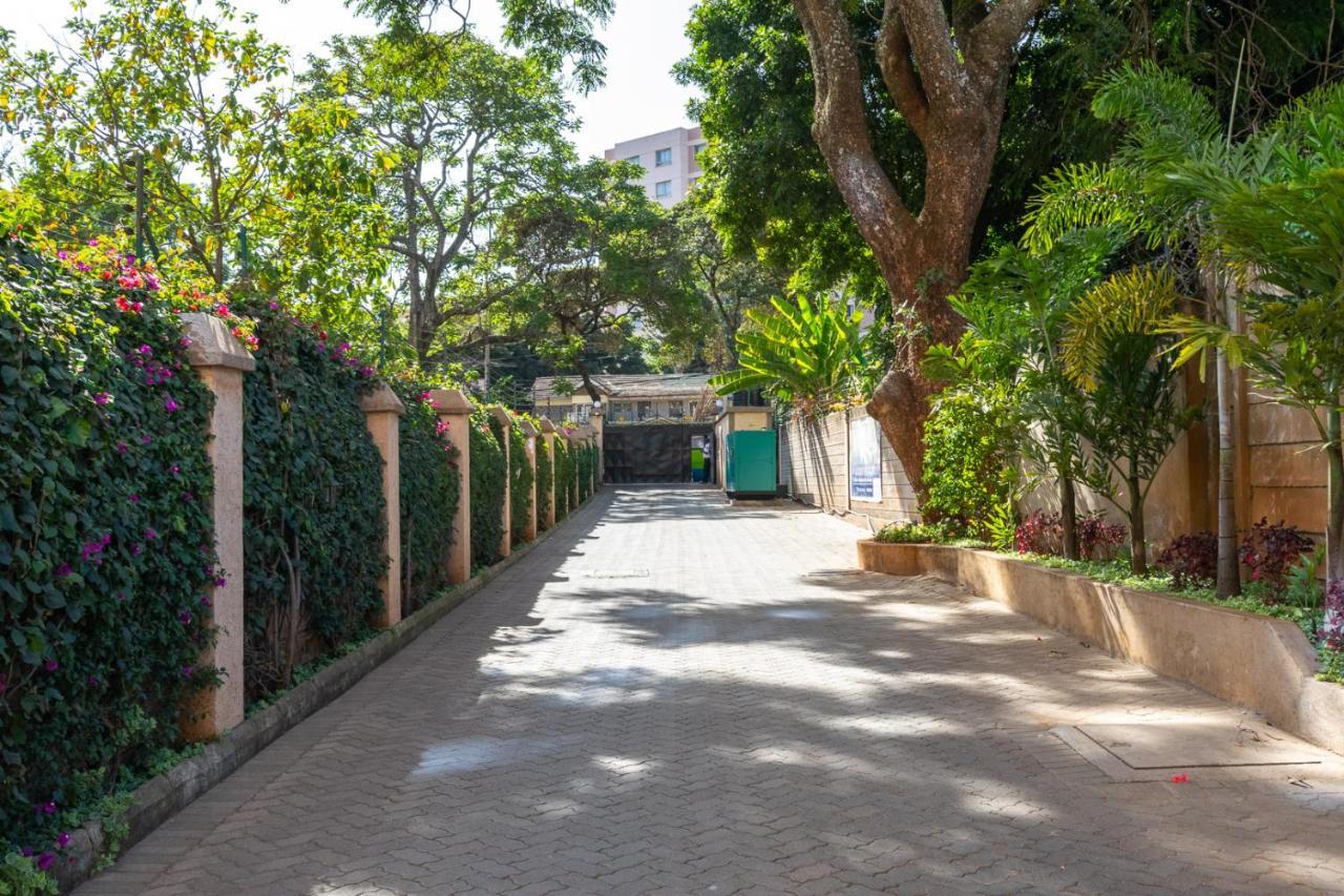 Tropical Themed 3Br And Dsq Apartment Nairobi Exterior photo